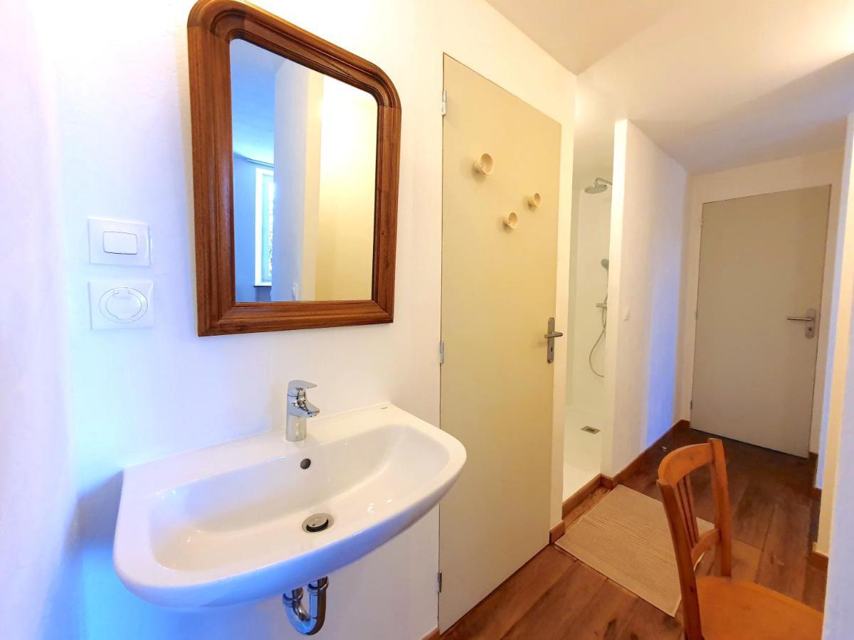 Отель La Maison Folia Contrieres Экстерьер фото