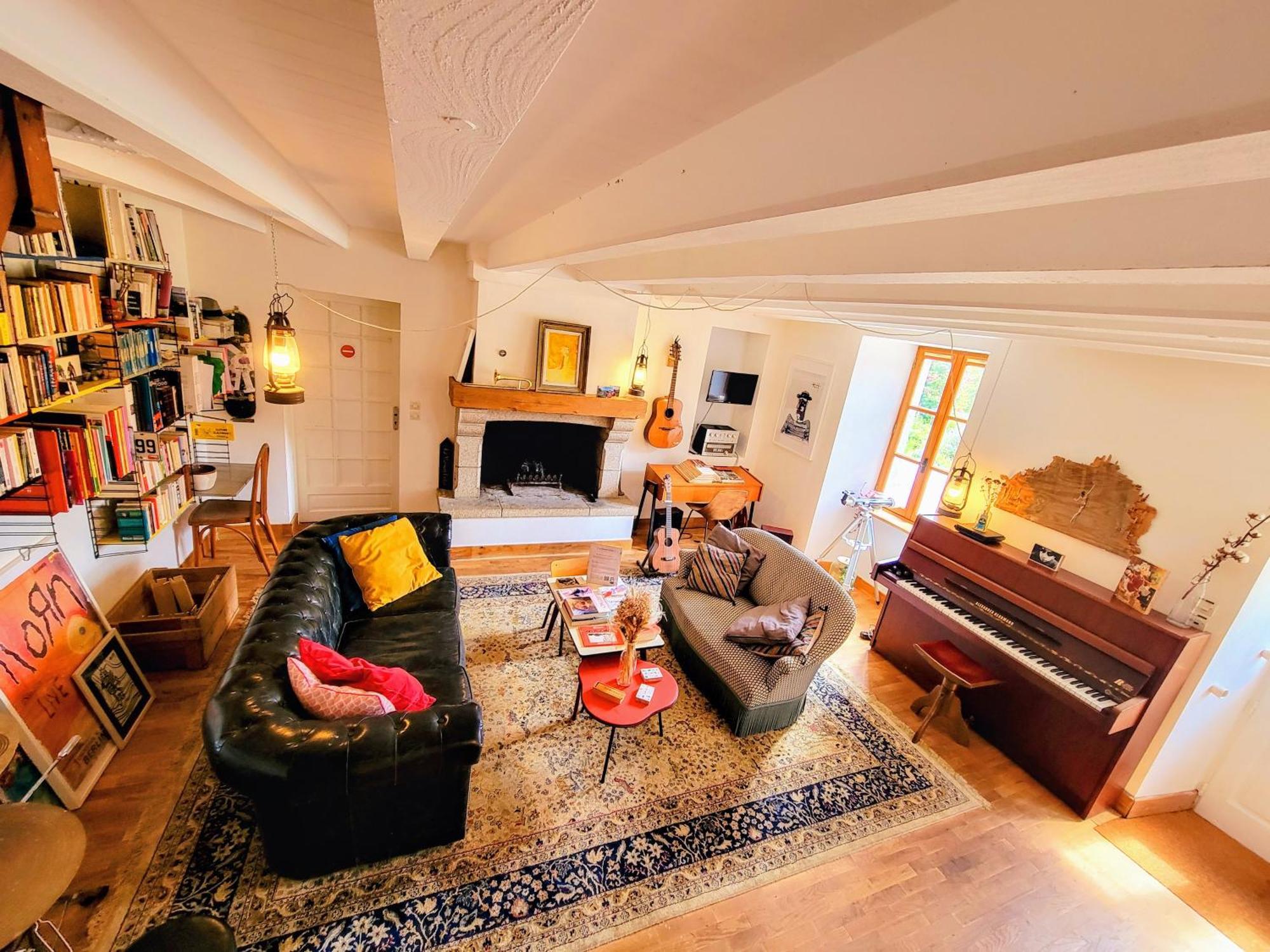 Отель La Maison Folia Contrieres Экстерьер фото