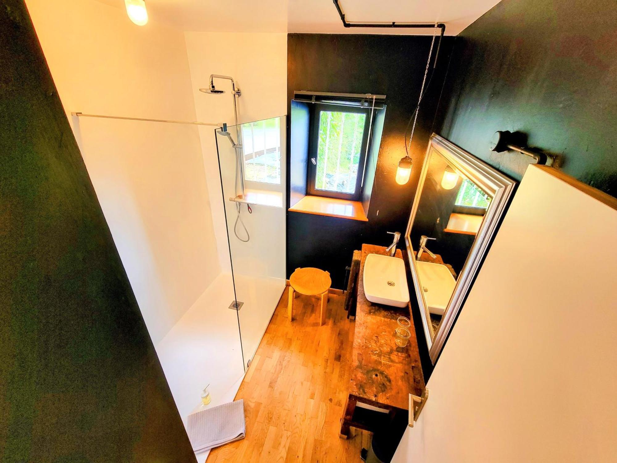 Отель La Maison Folia Contrieres Экстерьер фото